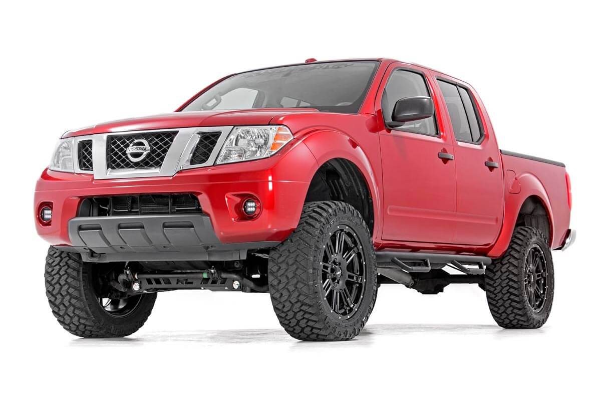 Nissan Titan: Zawieszenie Rough Country Nissan Navara D40 2005-2015 6 Cali